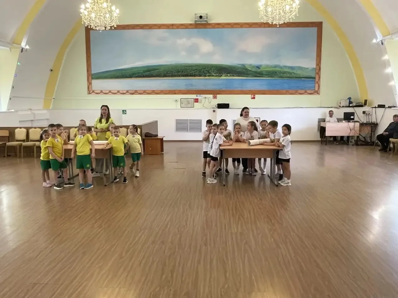 🍀 Юные экологи Ленского района превращают мусор в искусство и раскрывают тайны природы  В конце апре