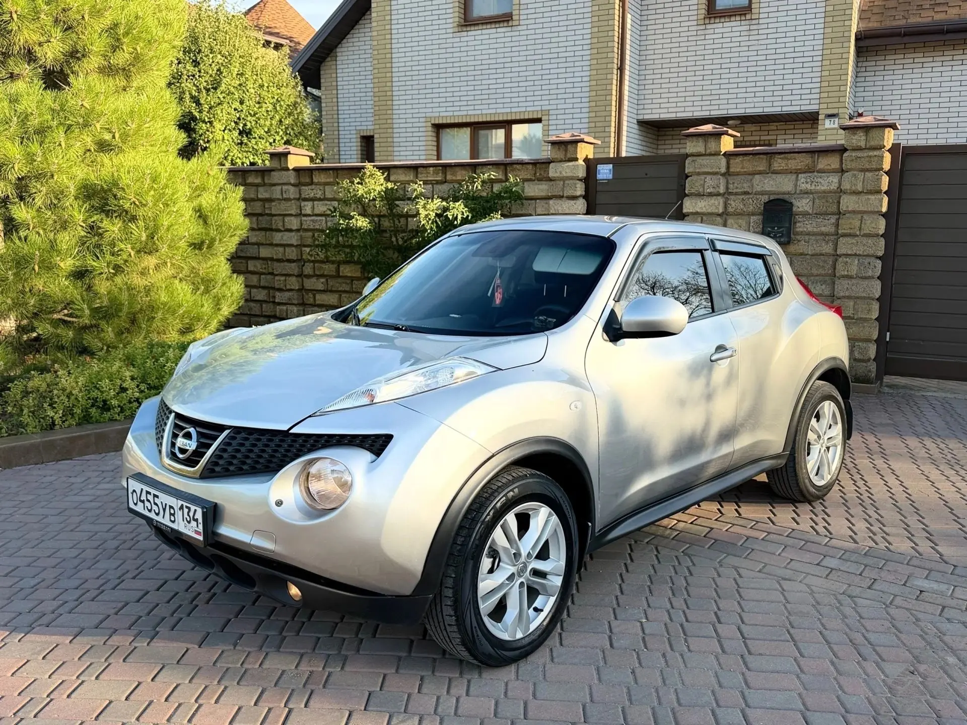 Продам Nissan Juke 2012 года выпуска в отличном состояние кузов без ДТП и замечаний пок...
