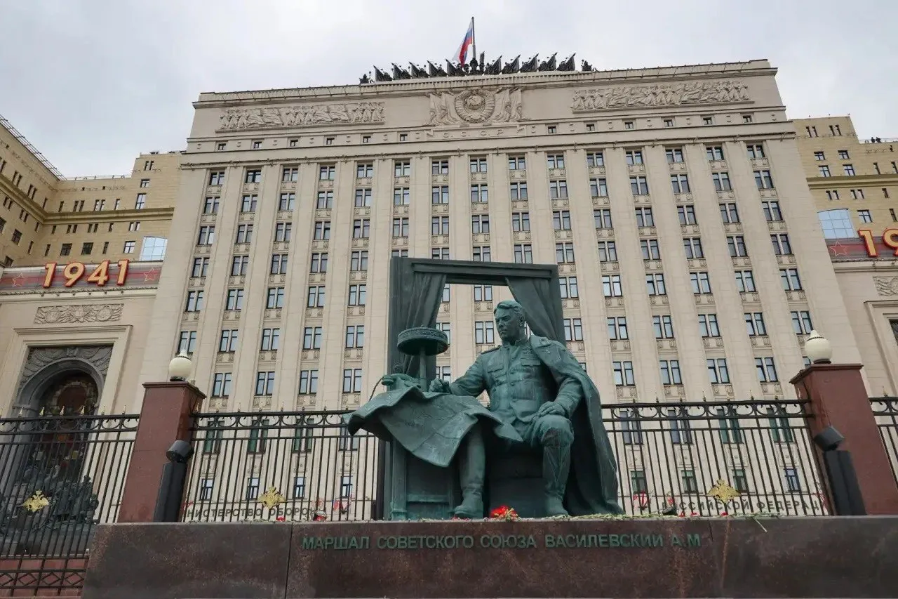 Андрей Белоусов поздравил военнослужащих 5-й гвардейской бригады с освобождением Светлого в ДНР
http