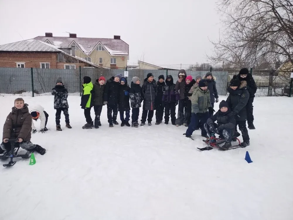 День защитника Отечества в нашей начальной школе  23 февраля в нашей начальной школе прошел замечате