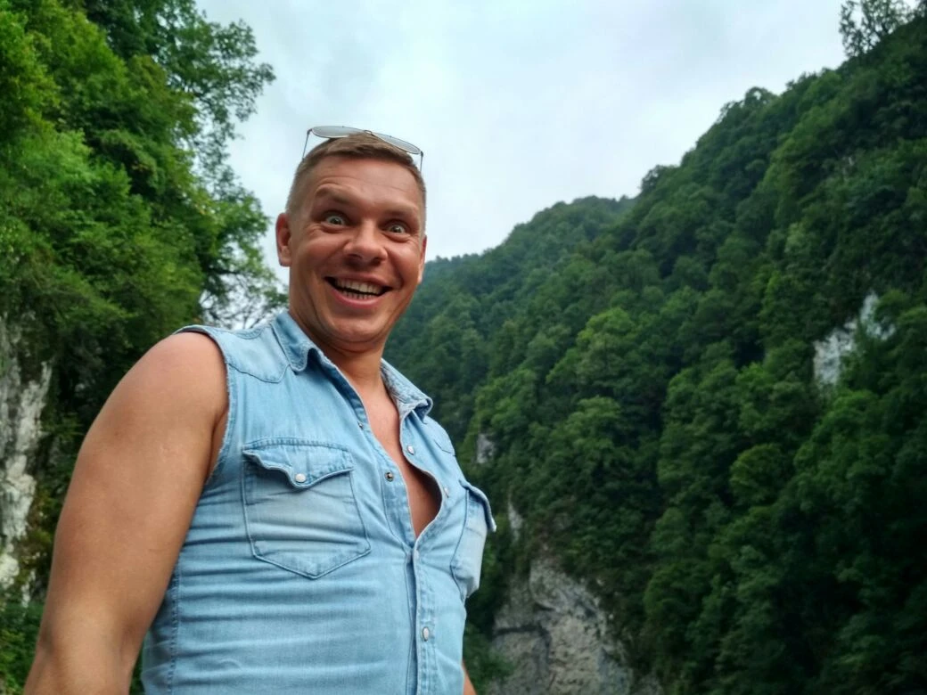 Ровно год назад трагически погиб экс-нападающий «Ротора» Максим Бондаренко 💙
