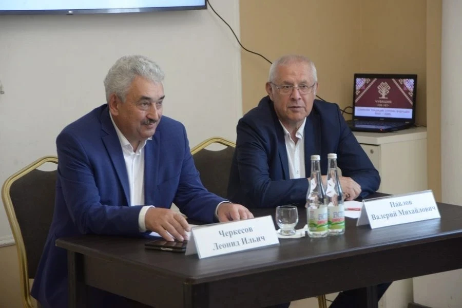 Дорогие работники и ветераны потребительской кооперации Чувашии!

Сердечно поздравляю вас с професси