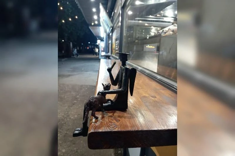 В Смоленске вандалы «ощипали» ангела