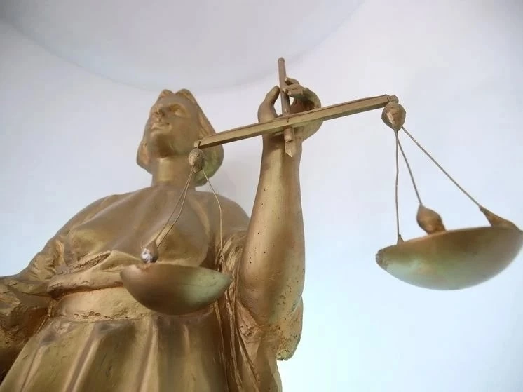 🛡️В Астрахани директора транспортной компании будут судить за сокрытие 8 млн рублей на...