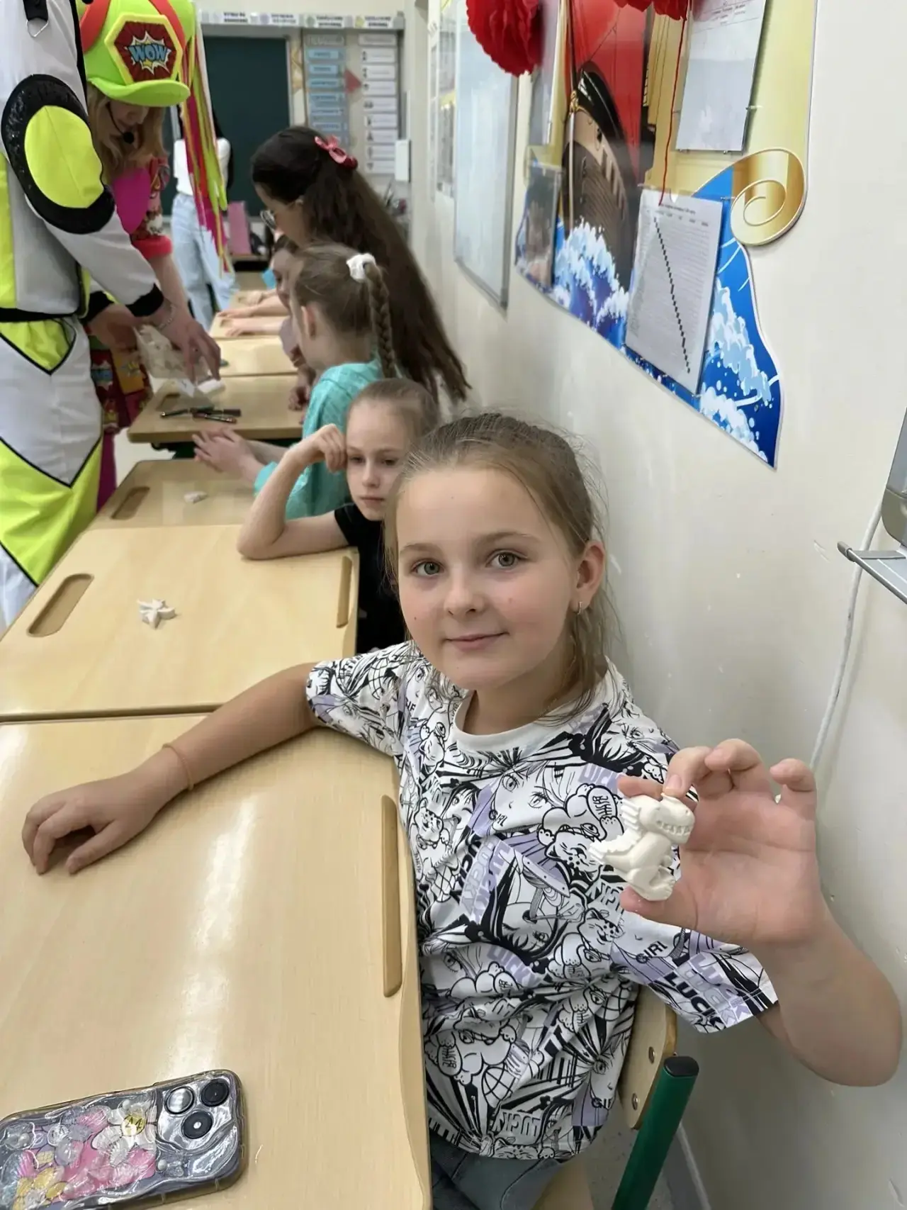 🎉 Друзья! 🎉 В 3 «В» классе прошёл Последний звонок — яркий, весёлый и запоминающийся! 🥳  Ребята отме