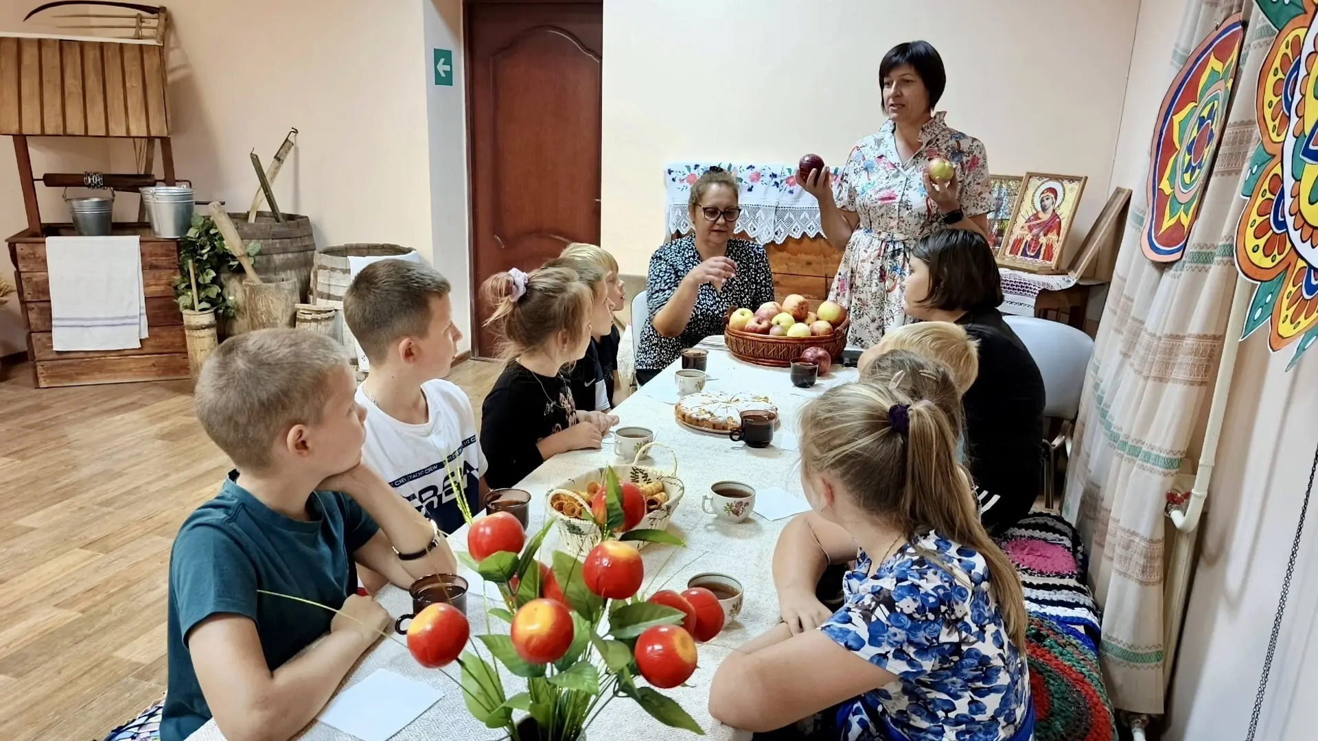 Три Спаса — это три православных праздника, которые в народной традиции получили такое ...