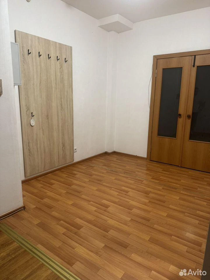 Сдам без посредников: 2-комнатная квартира, 61.1м²