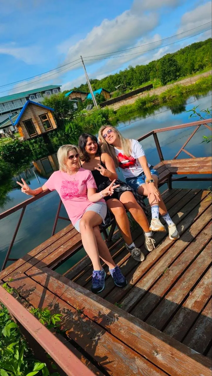 Друзья, сегодня у нас настоящий ажиотаж! Все домики и номера разобраны до единого — спасибо за довер