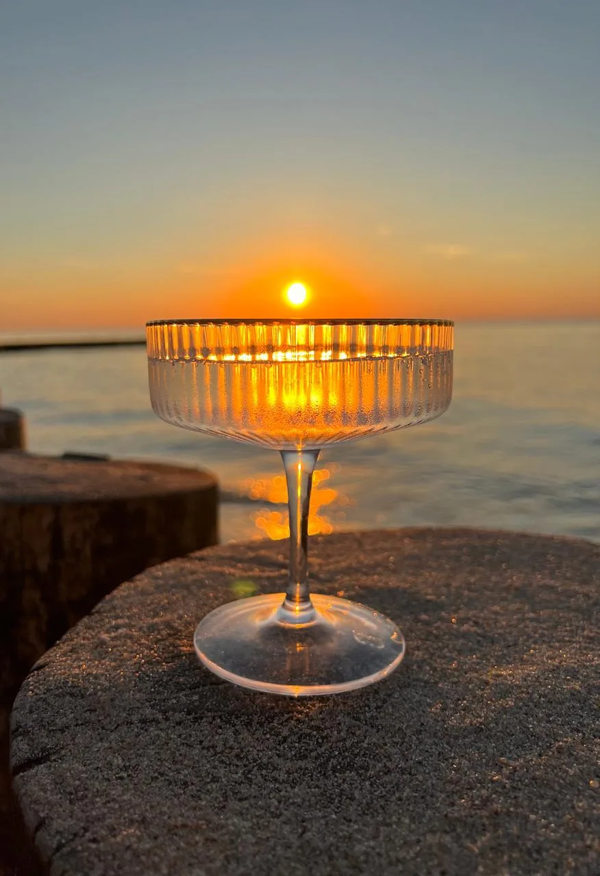Закат в бокале шампанского 🥂☀️