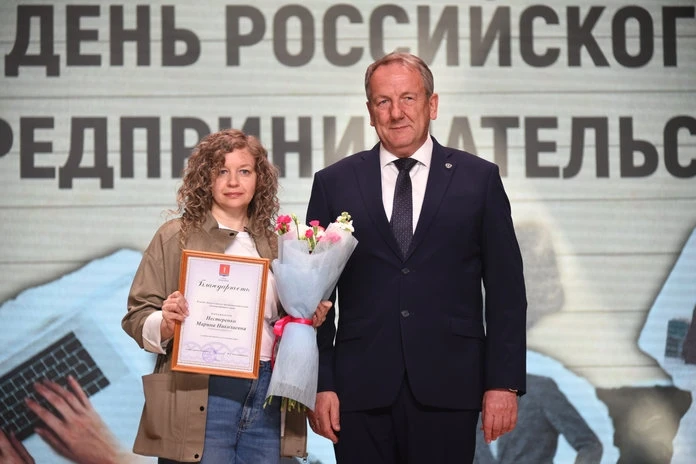 Предпринимателям Свободного пожелали дальнейшего развития

В мае во Дворце культуры прошло торжестве