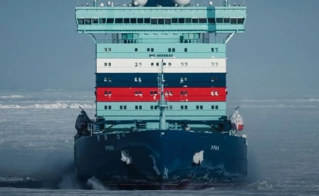 🇷🇺⚓⛴   Крупнейший в истории нефтяной конвой отправляется по Севморпути