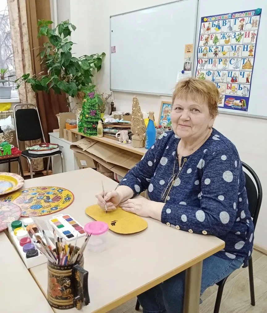 4 июня отмечает 70-летний юбилей Елена Ивановна Солошенко – бессменный руководитель сту...