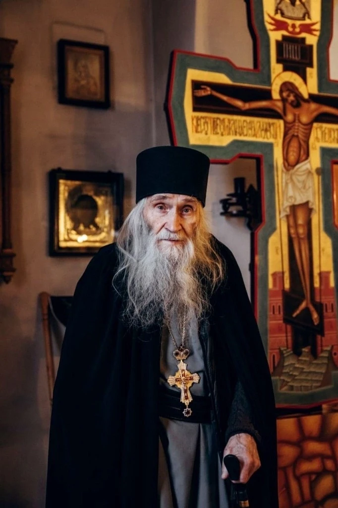 📌 Только наша с вами молитва спасает этот мир. Мы молимся — и Господь милует нашу страну и всю план