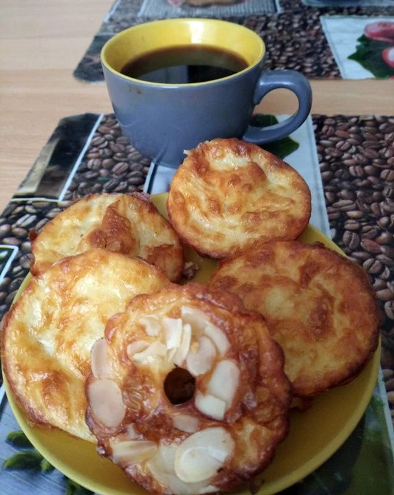 Творожные кексики с малиной