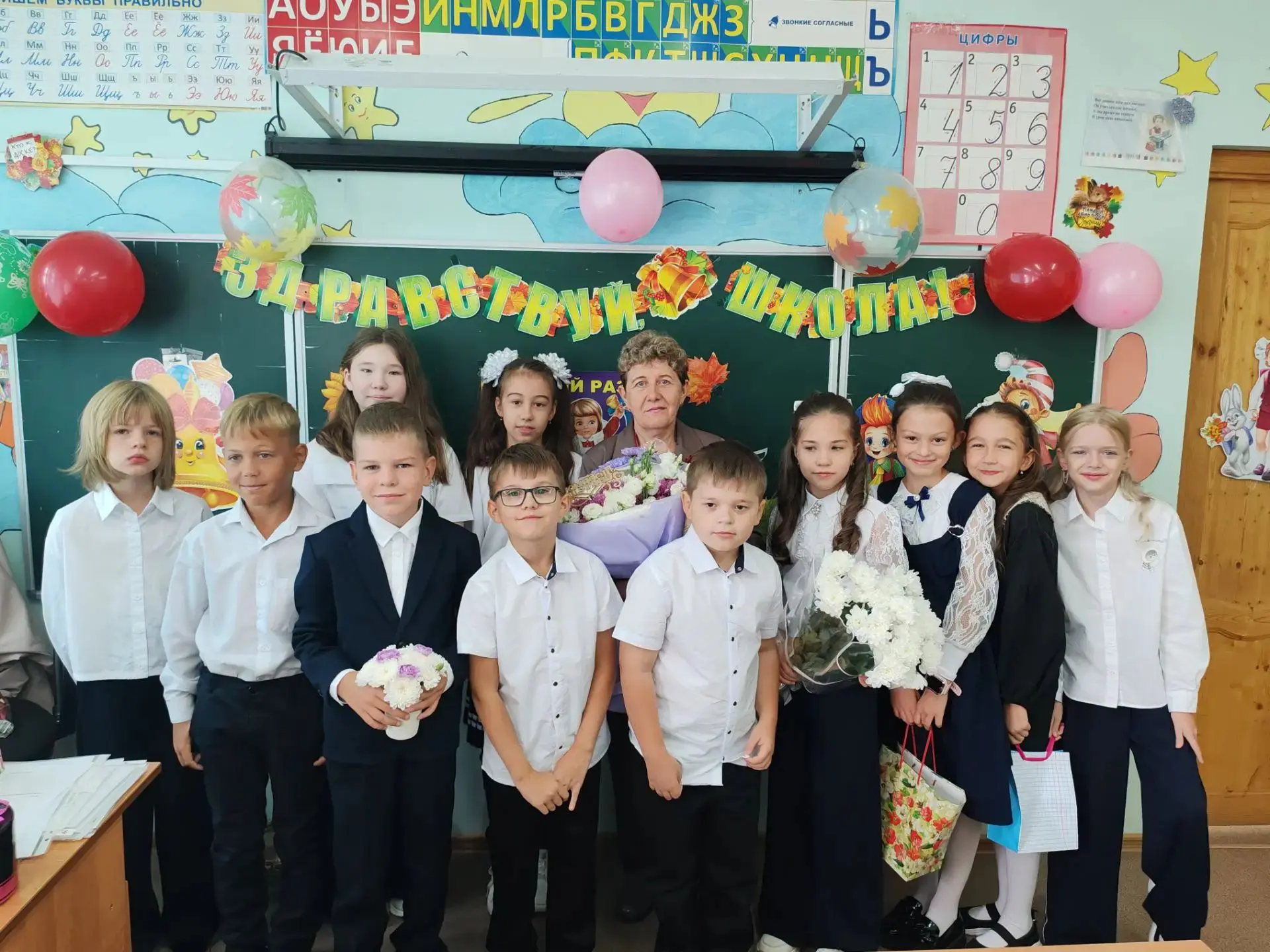 🔔 1 сентября в нашей школе состоялся праздник, с которого начинается новый учебный год!