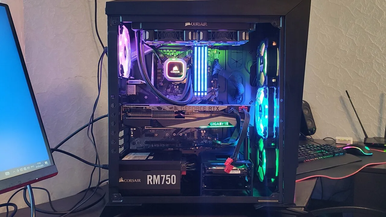 Продам игровой компьютер Corsair с RTX 3080, i7-9700K, 32 ГБ ОЗУ, б/у, 85 000 руб., Хар...