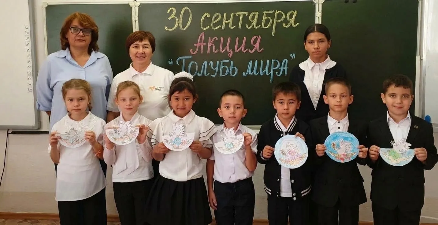 🕊Б️елые голуби в руках первоклассников: как прошел особенный мастер-класс