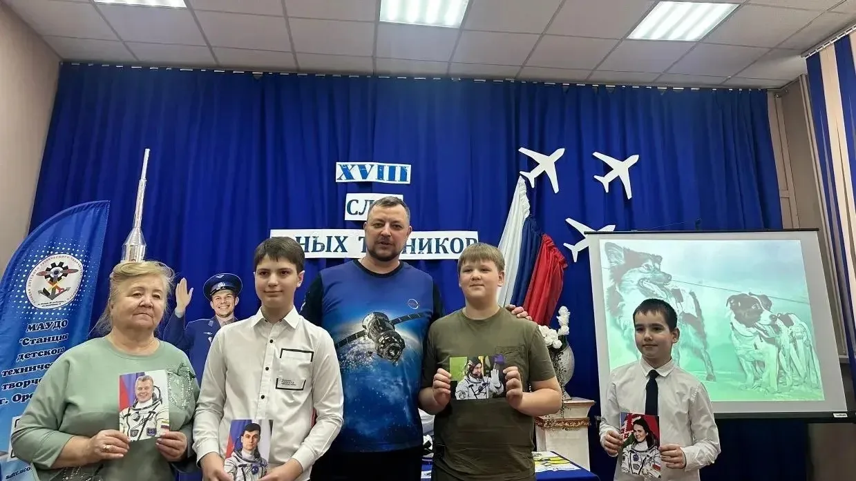 🎉 Наши юные инженеры снова в топе!  Ученик 5 «В» класса Юденко Иван занял 2 место на XIII Городском 