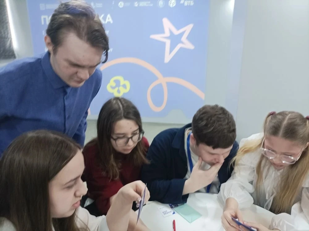 МЫ В ИГРЕ «ВКУРСЕ»! 🧠 ИТОГИ: СНОВА В ТРОЙКЕ ЛУЧШИХ! Сегодня, 29 апреля, наши ребята приняли участие 