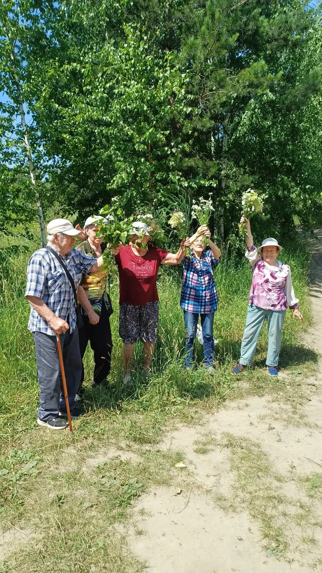 Сотрудники Комплексного центра социального обслуживания населения Кузнецкого района про...