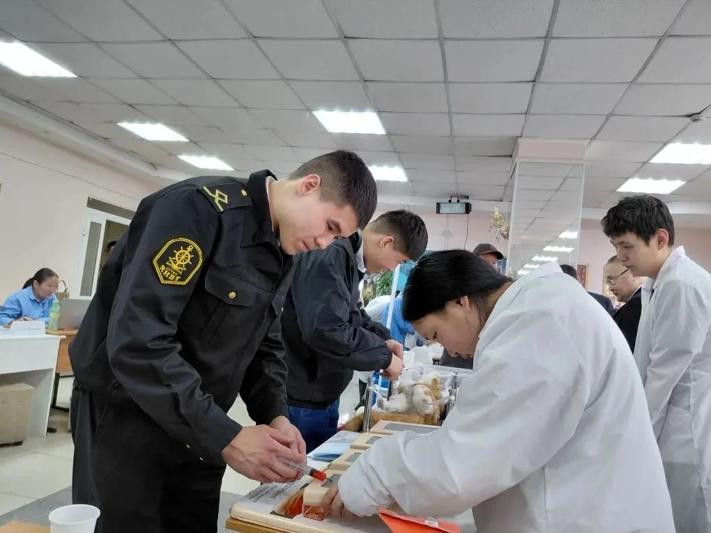Кадровая экспедиция «Работающая Якутия. Кадры»   С 31 марта по 2 апреля 2026 года делегация Якутског