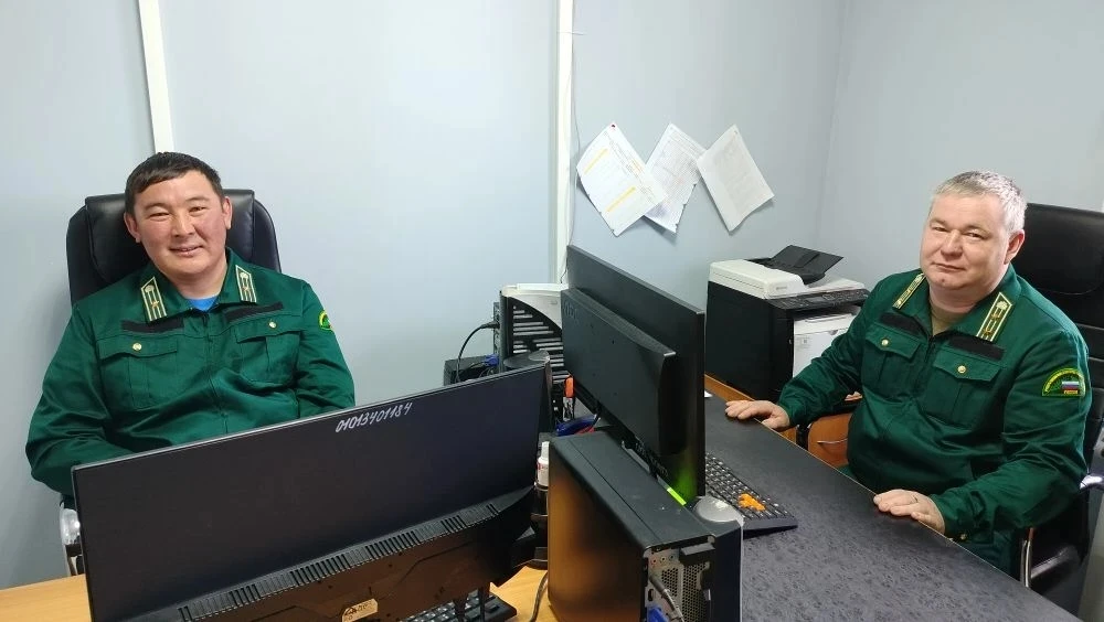 🌲 В Еравнинском лесхозе посмотрели результат капитального ремонта  административного здания.  Вопрос