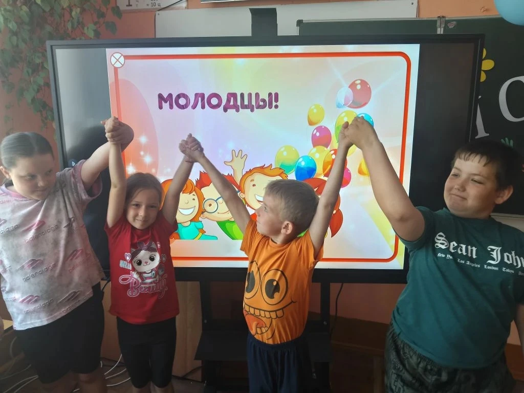 Сегодня состоялся очередной интересный, наполненный развлечениями,  день в пришкольном ...