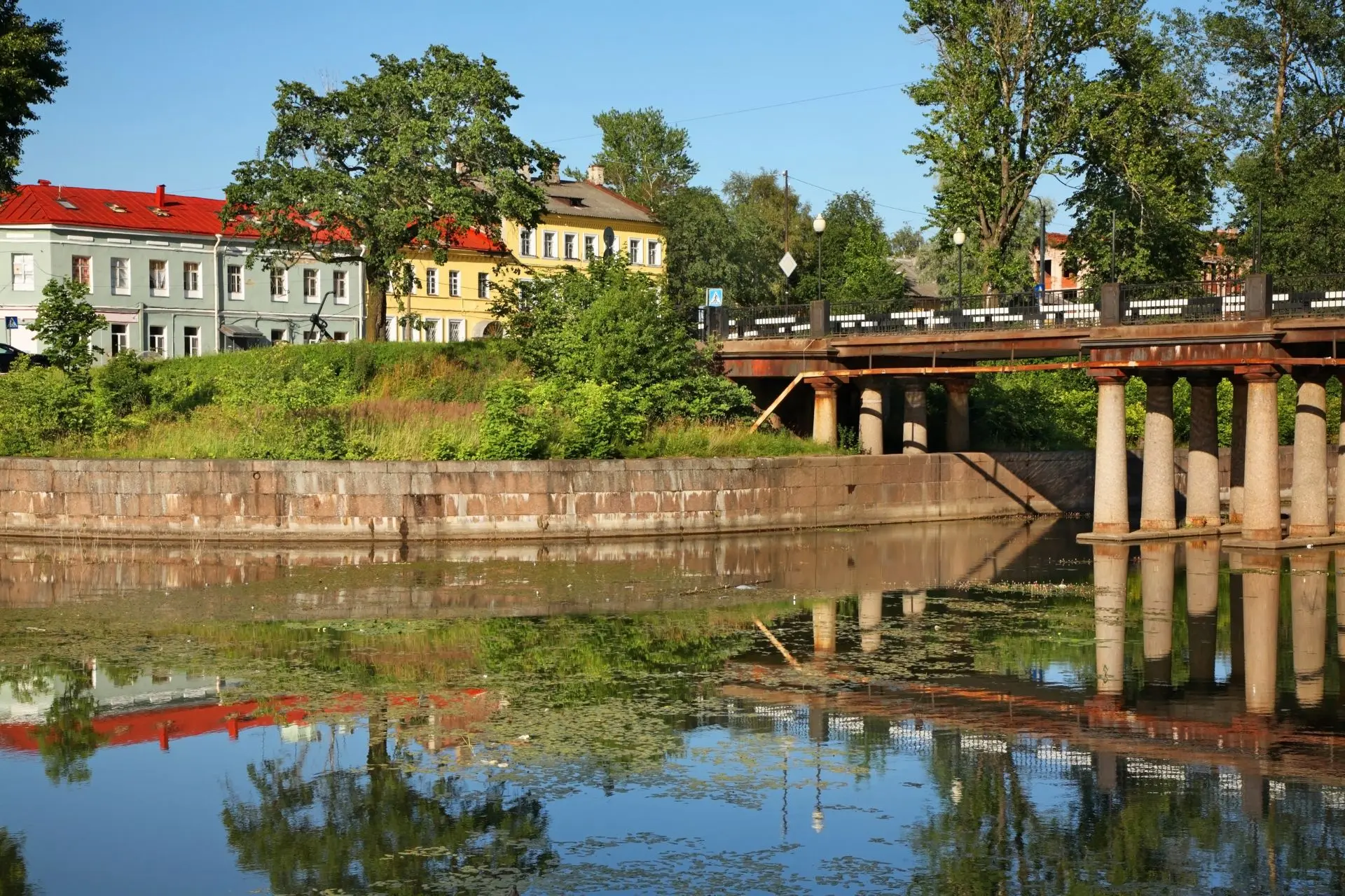 🌊Шлиссельбург – один из древнейших городов Ленинградской области. Знаменит он прежде в...