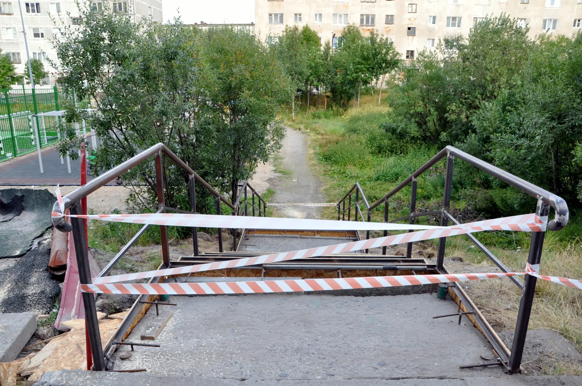 Североморск раскинулся на сопках: трапы для нашего горда – очень важные пешеходные арте...