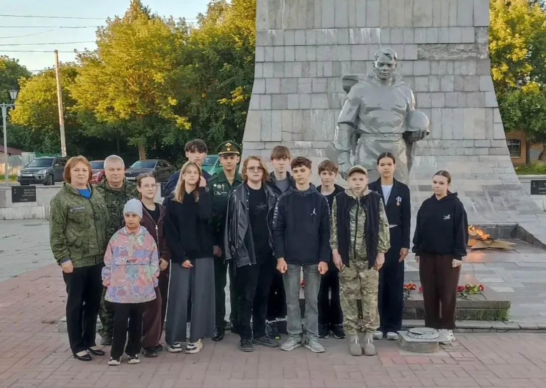 🇷🇺⭐ДЕНЬ ПАМЯТИ И СКОРБИ

⭐️22 июня 2026 года  в 4 часа утра бойцы поискового  отряда   "Гастеллове