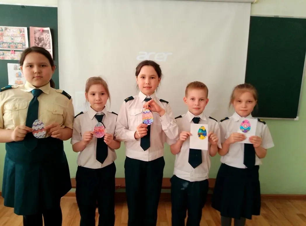 🔔 Пасхальный благовест: традиции, согревающие сердца 🕊  🌸 Пасха — Светлое Христово Воскресение — это