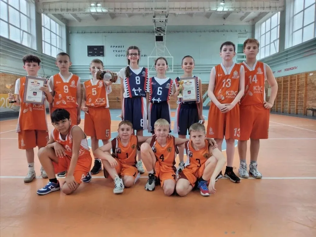 📌 Баскетбол 3 × 3 🏀

11 июня 2026 года в Кинешма состоялся турнир по стритболу, посвященный Дню Ро