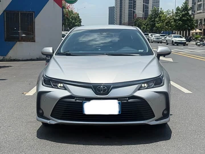 🚘 Toyota Corolla 2023 1.2T Pioneer Edition

— Пробег: 50.000 км
— Передняя правая и задняя правая д