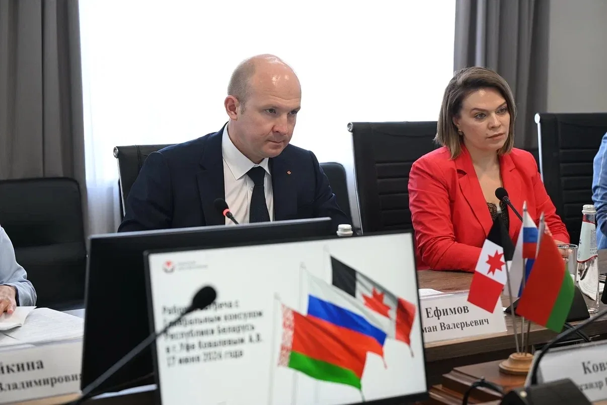 🇷🇺🤝🏻🇧🇾Удмуртия и Беларусь — давние партнеры

Удмуртскую Республику с рабочим визитом посетил Г