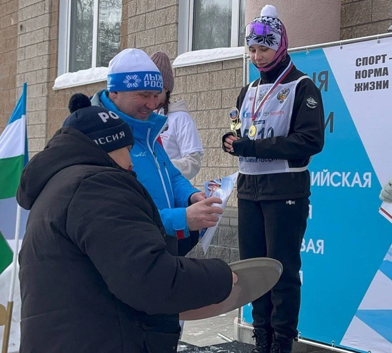 🌸МАРАФОН «ВЫПУСКНИК-2026»: ВСТРЕЧАЙТЕ НОВУЮ УЧАСТНИЦУ!   ♥️К нашему яркому конкурсу присоединяется Э