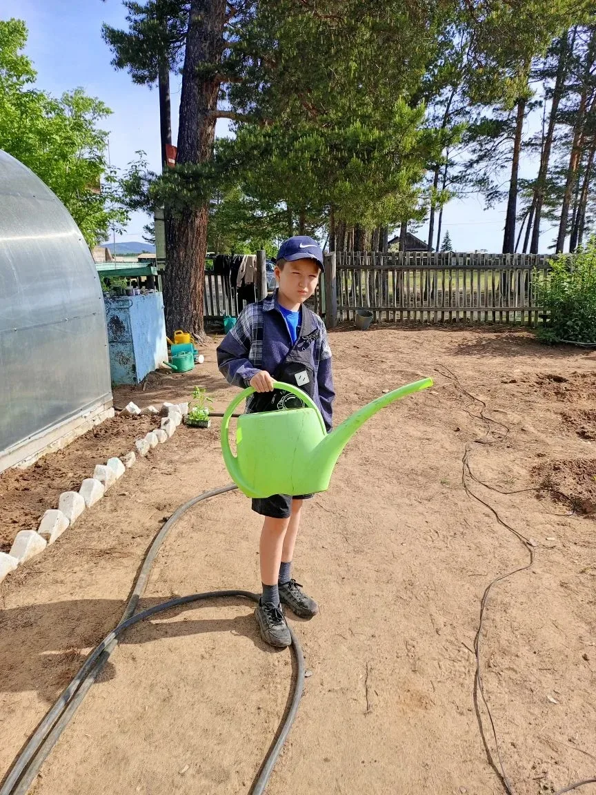 Лето в самом разгаре! 🌞☀️🍉

А у нас в школе кипит жизнь! Пока одни думают об отдыхе на диване, наш