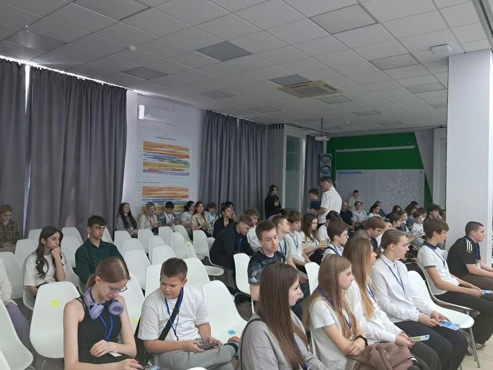 22 мая сотрудники и курсанты Института водного транспорта им. Г.Я. Седова приняли активное участие в