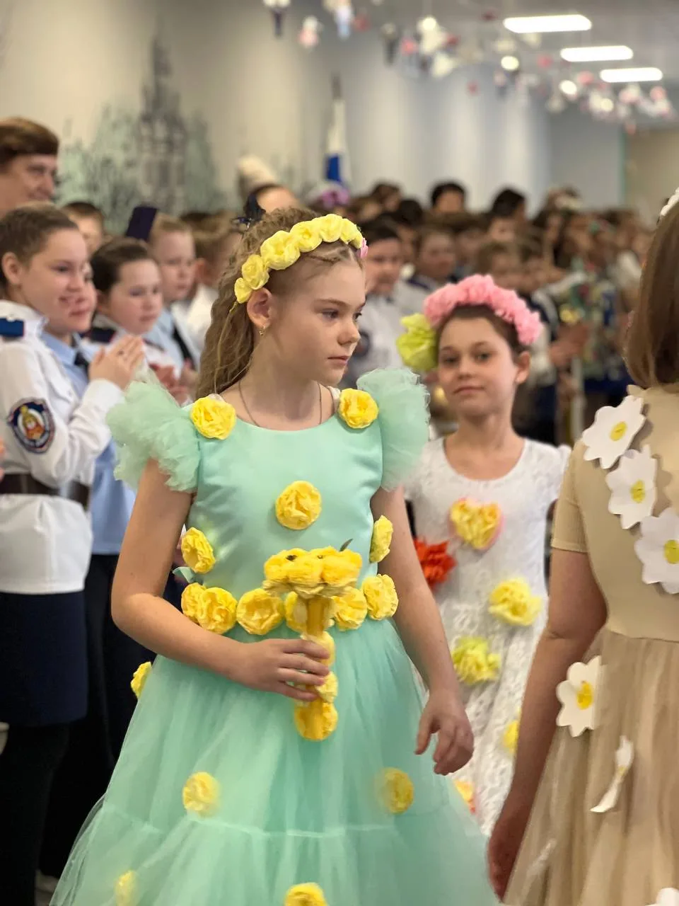 💐Шестой в стиле весны🌸  У нас в лицее в пятницу случилось нечто, что заставило всех почувствовать ве