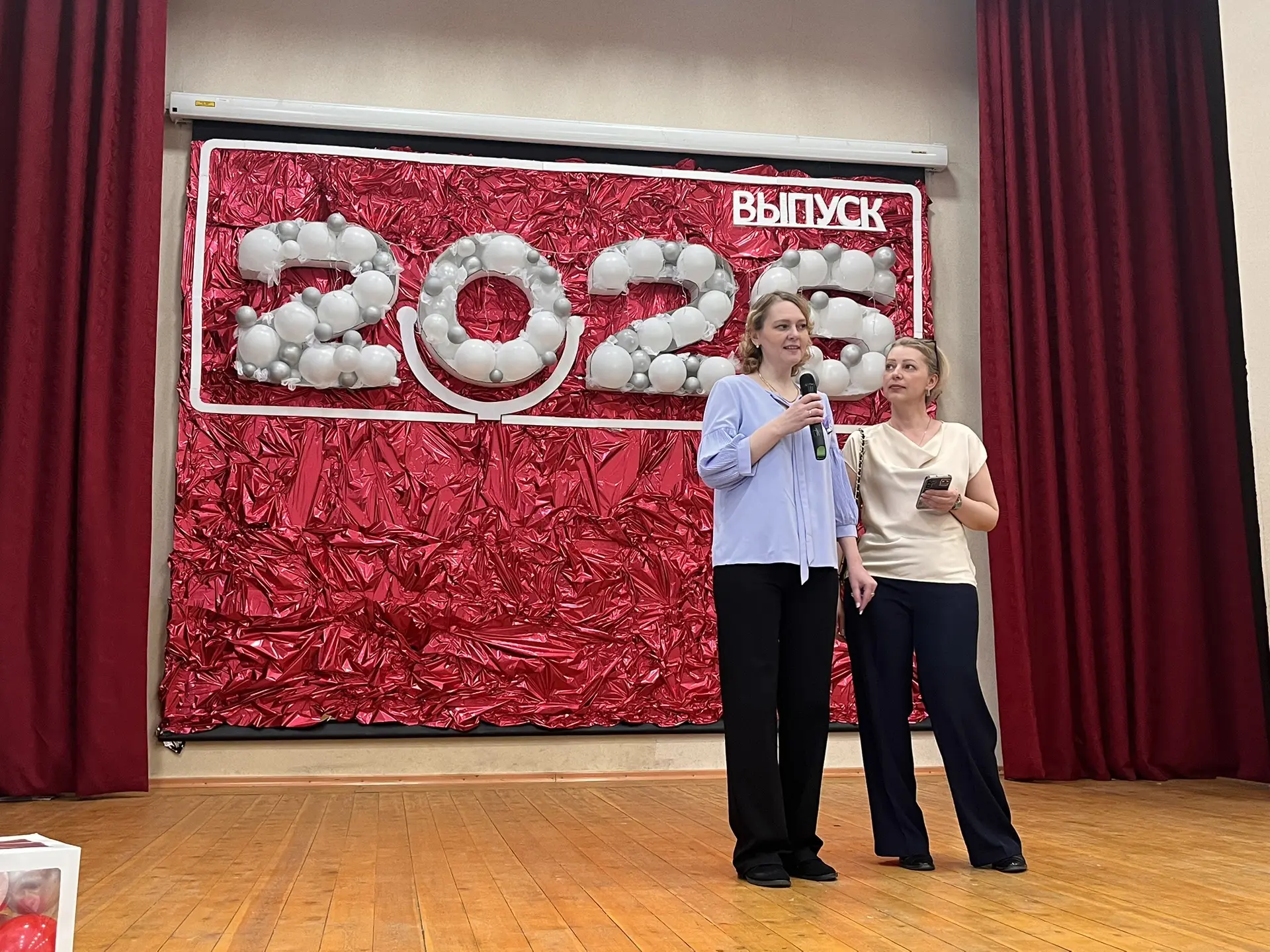 ✨ Прощание с начальной школой ✨  Сегодня в нашей школе состоялась особенная торжественная линейка, г