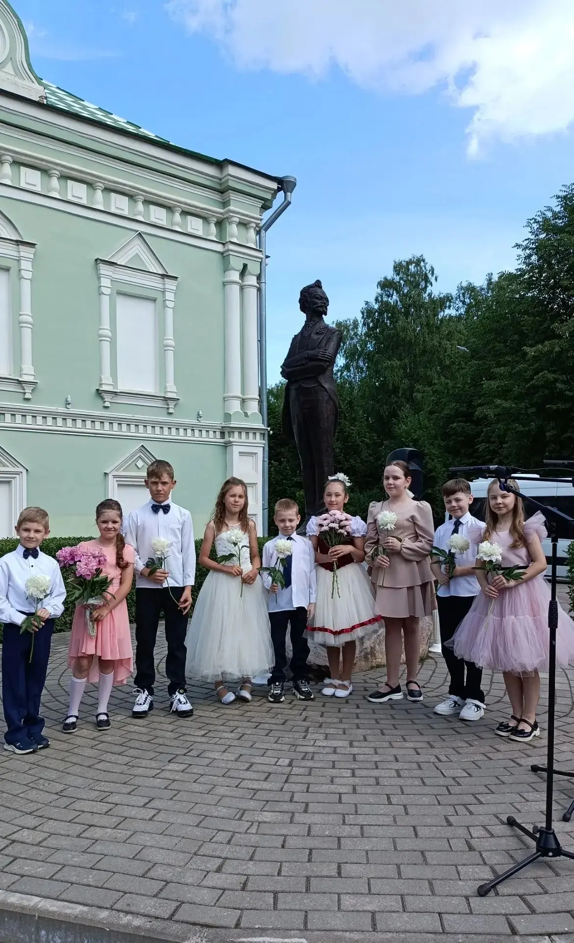 "БАЛЬМОНТОВСКИЕ ВСТРЕЧИ НА ШУЙСКОЙ ЗЕМЛЕ" ( 12 - 15 июня) 
🌞Жаркий и солнечный день 13 июня  началс