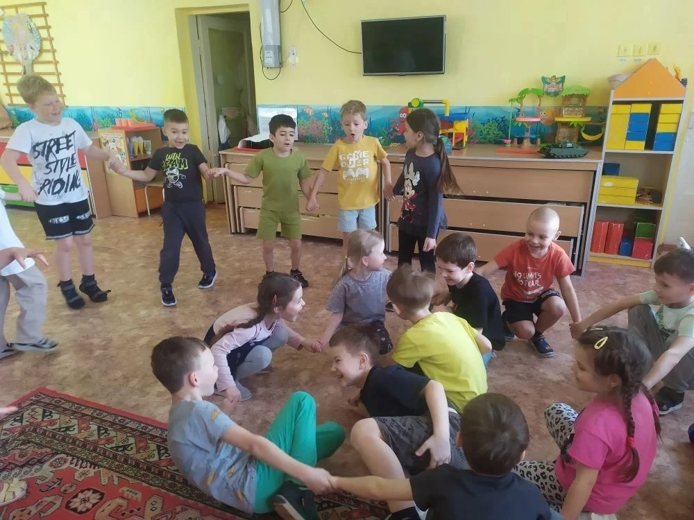этой неделе, посвящённой  национальной одежде народов России🇷🇺, дети подготовительной группы  №32 ОЦ