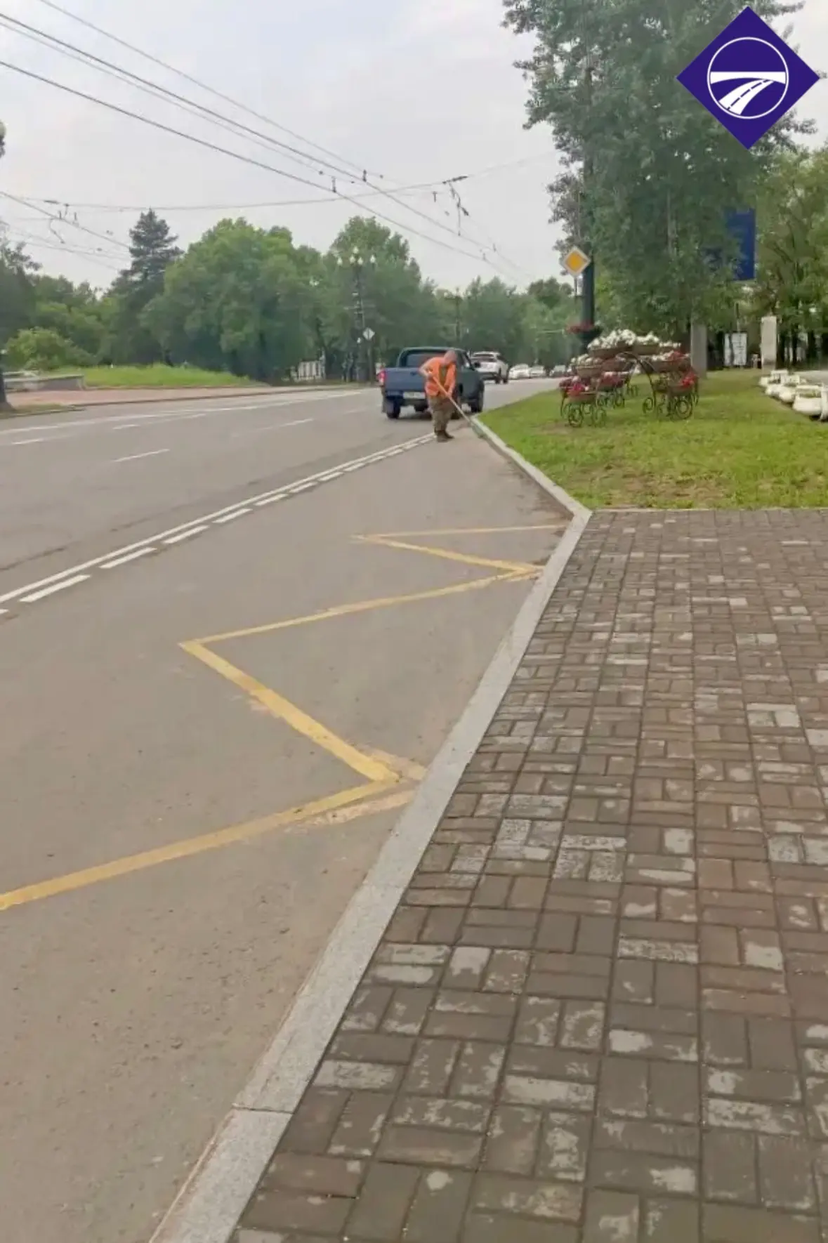 ⚡️ Поддерживаем Гостевой маршрут №1 в порядке

🛣️ Сегодня в Хабаровске осуществлен комплекс меропри