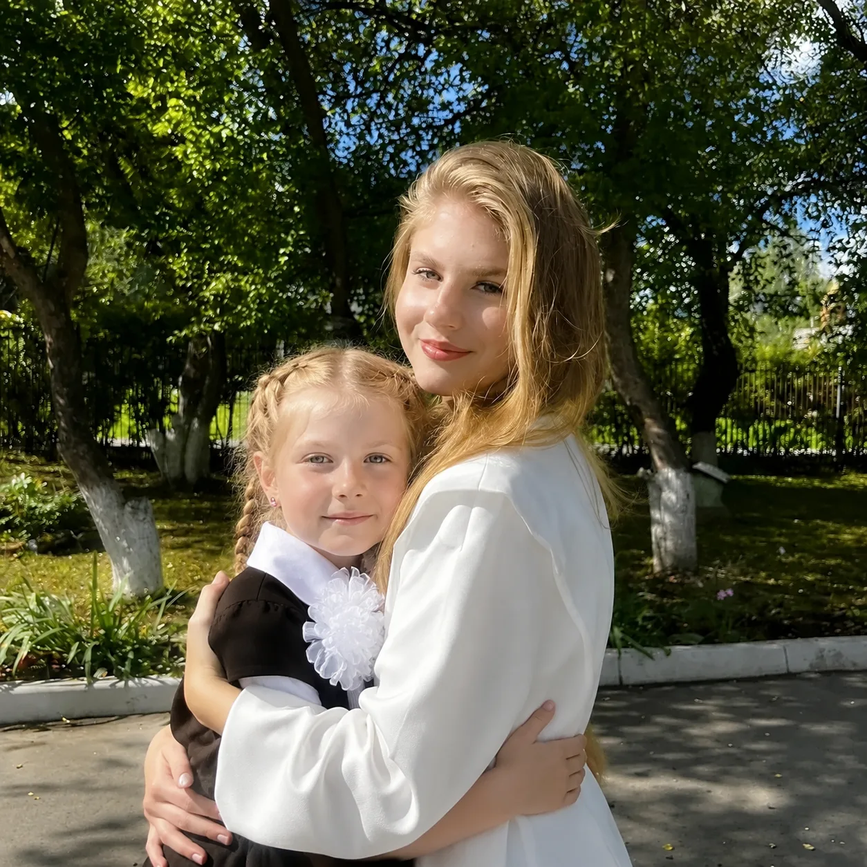 Золотое созвездие наших выпускников сияет всё ярче, рады представить вам золотую медалистку — Милану