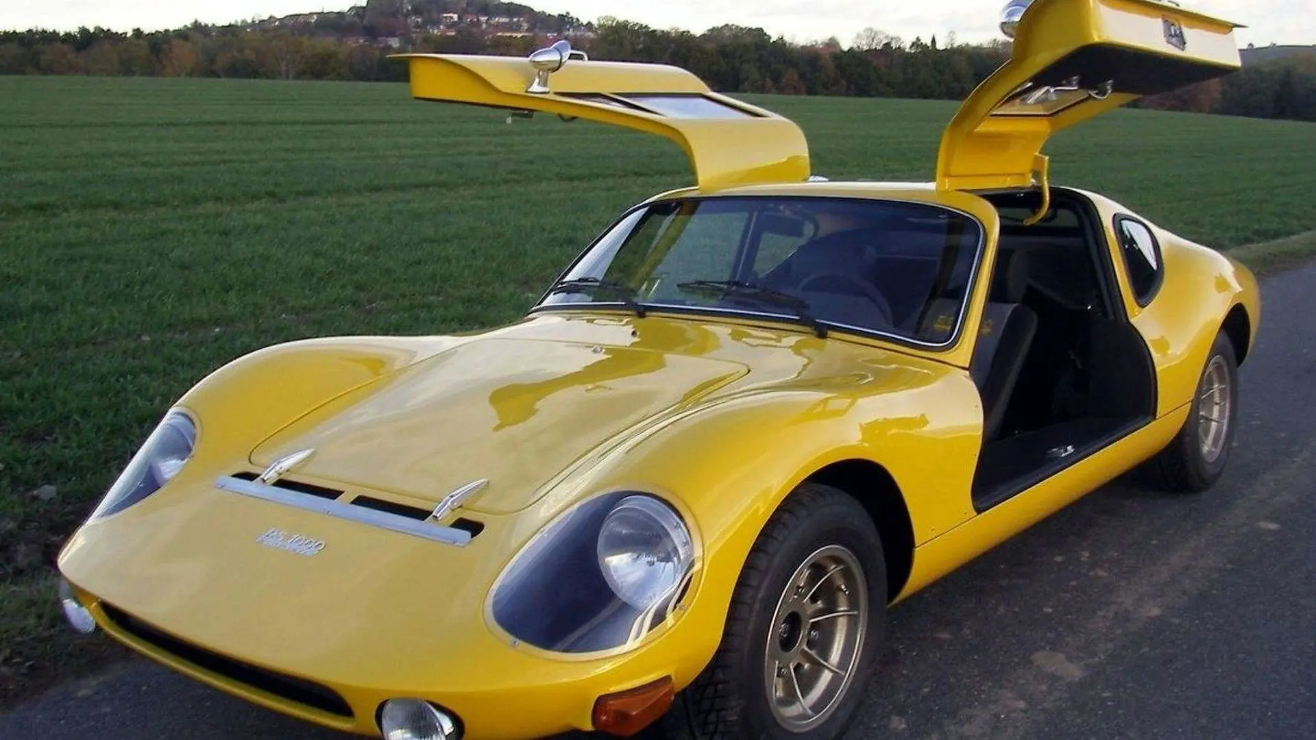 Melkus RS 1000 (1969): Ferrari из ГДР

#классика #Melkus

Melkus RS1000 создал гонщик и конструктор 