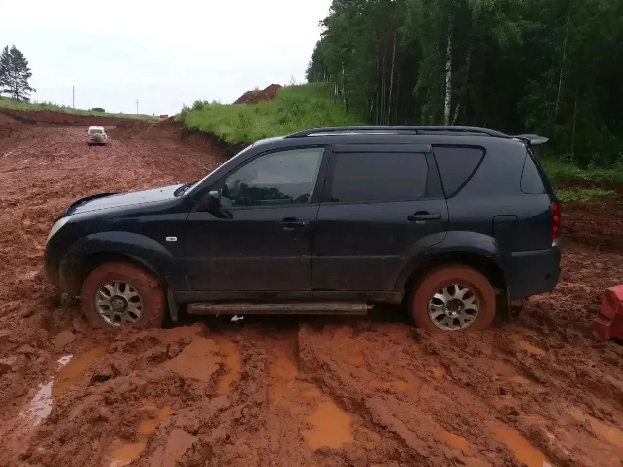 🤯 В Осинском районе дождями размыло дорогу