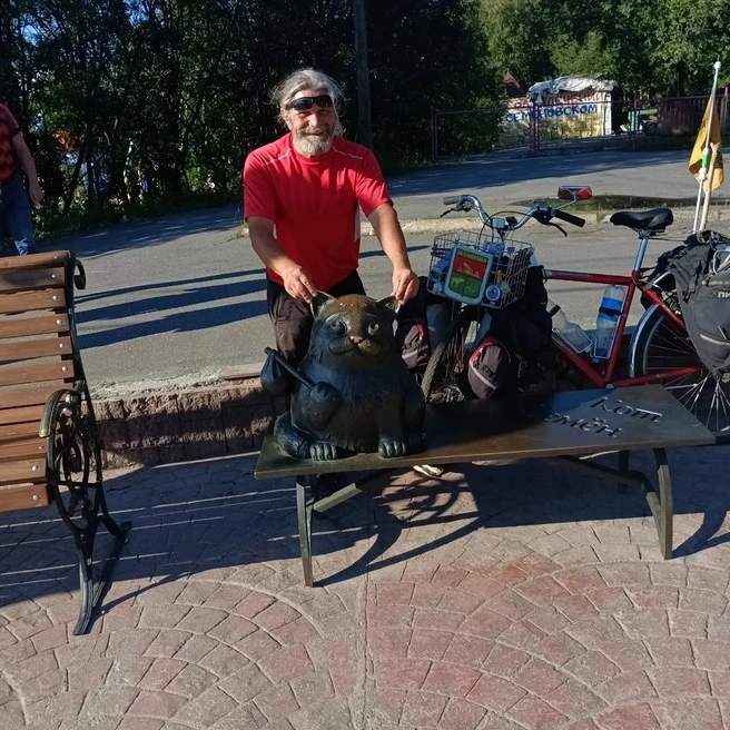 🗺🚴‍♂️Во Владивосток из Центральной части России отправился еще один путешественник — 61-летний мужчи