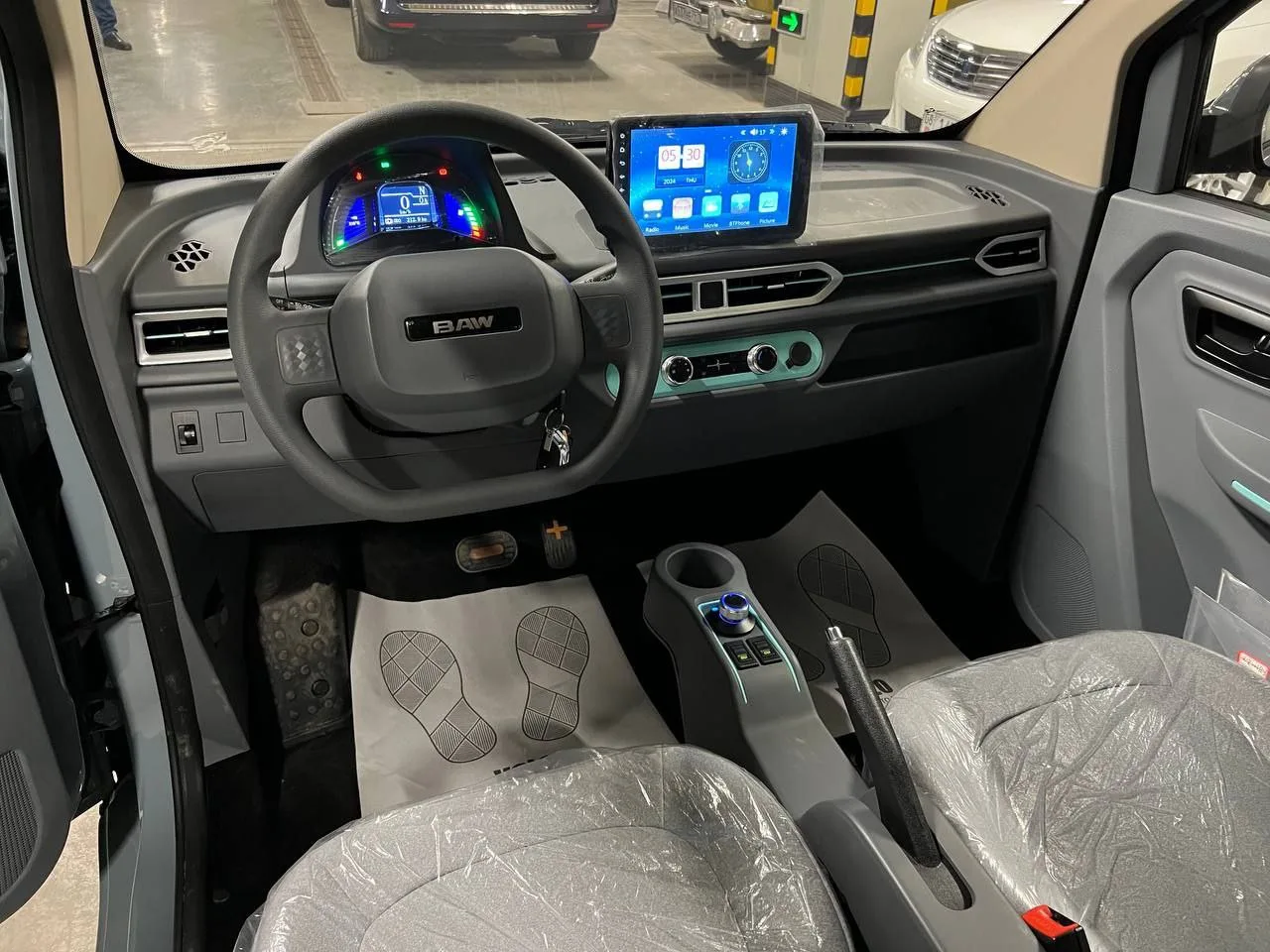 Подъехал автомобиль на который будут обращать внимание!   Мини электрокар Baw Yuanbao 🩵  Новый автом
