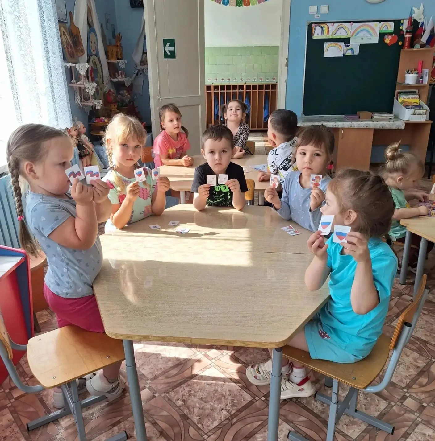 🇷🇺 В нашем детском саду прошёл День Государственного флага Российской Федерации — ден...