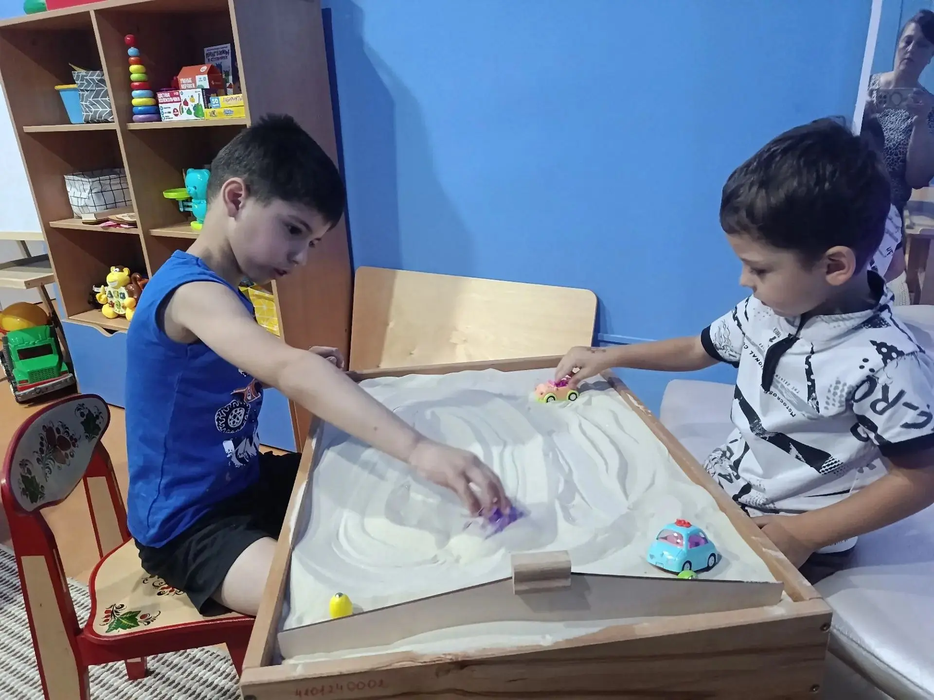 В группах "Пчёлки" и "Матрёшки"
прошёл — «День песка». 
Дети провели увлекательные эксперименты, исс