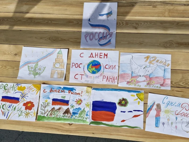 Полиция Новороссийска провела творческие мастерские для детей в спортивно-оздоровительн...